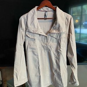 Mountain hardware outdoor long sleeve shirt that has been discontinued